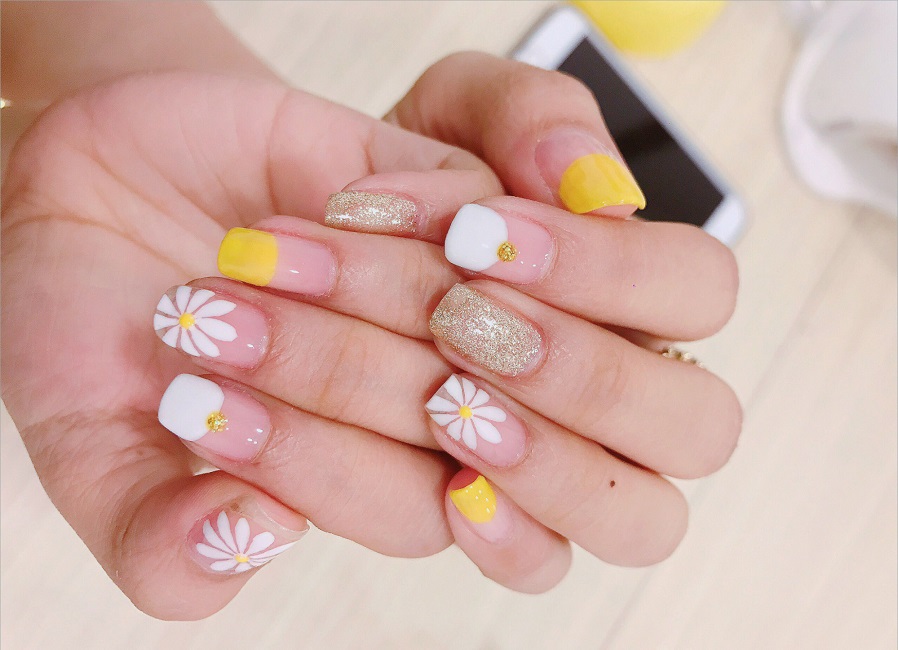 làm nail tại nhà quận 8